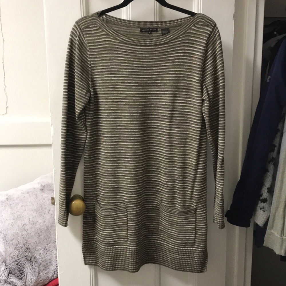 Sweater dress, Jeanne Pierre